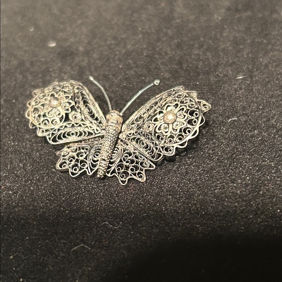 Vintage Silver Filigree Butterfly Brooch | 1930s - Picture 5 of 9